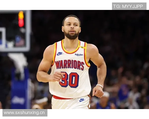 库里领衔三分球大赛，精彩表现震撼全场观众