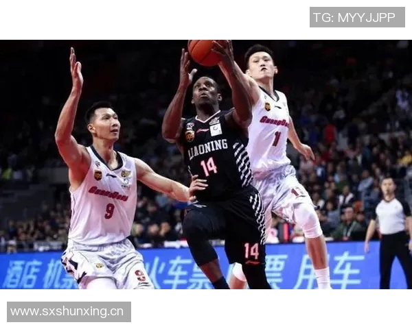 塞维利亚外援伤愈复出,助力球队夺下主场胜利